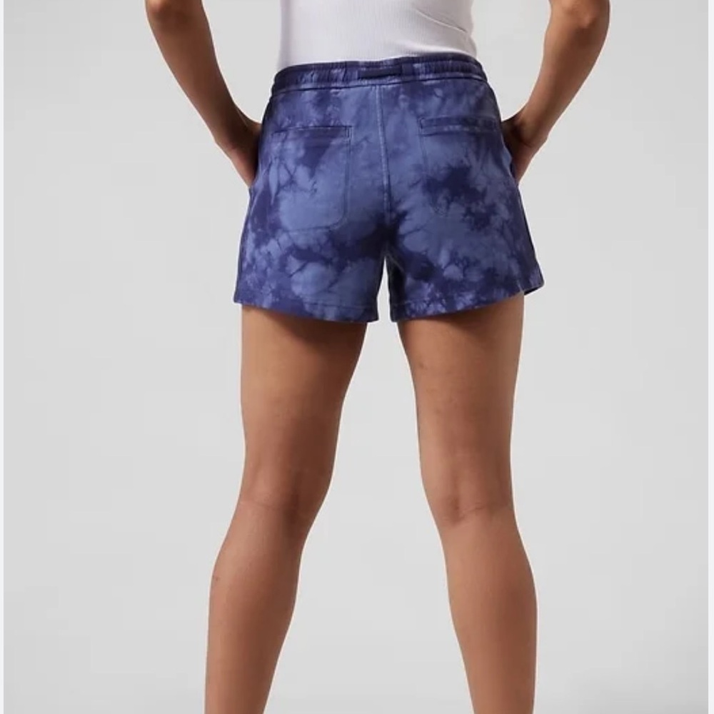 Athleta Farallon 4” Short - Picture 3 of 9